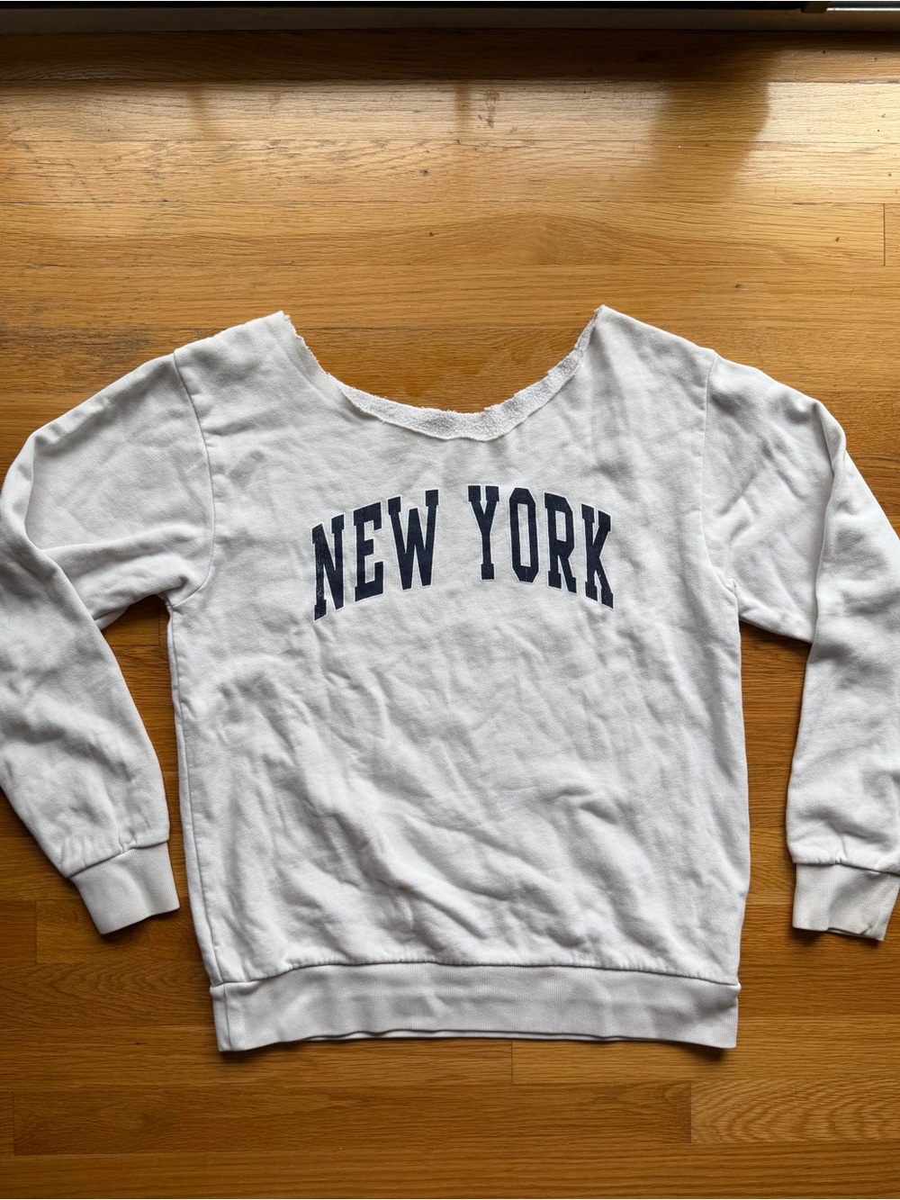 Brandy Melville White New York Graphic Crewneck - One Size